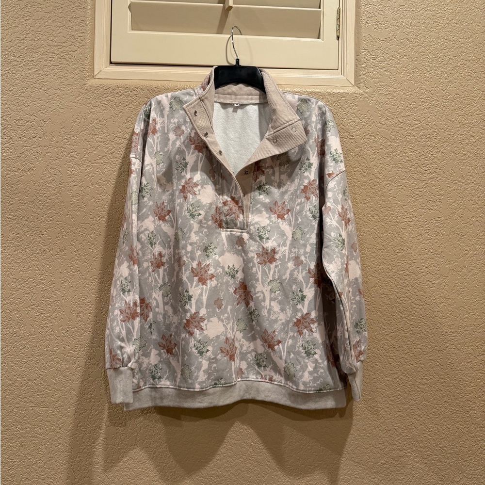 Camo Print Quarter-Button Pullover Sweatshirt